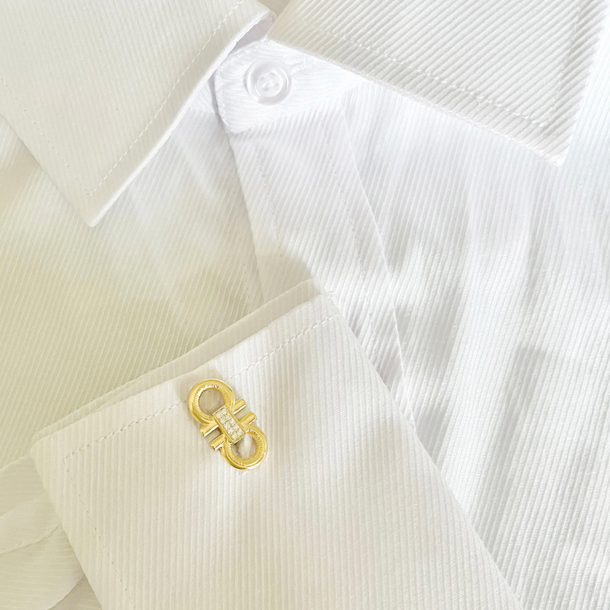 14K GOLD DIAMOND CONNOR CUFFLINKS Jen K Online