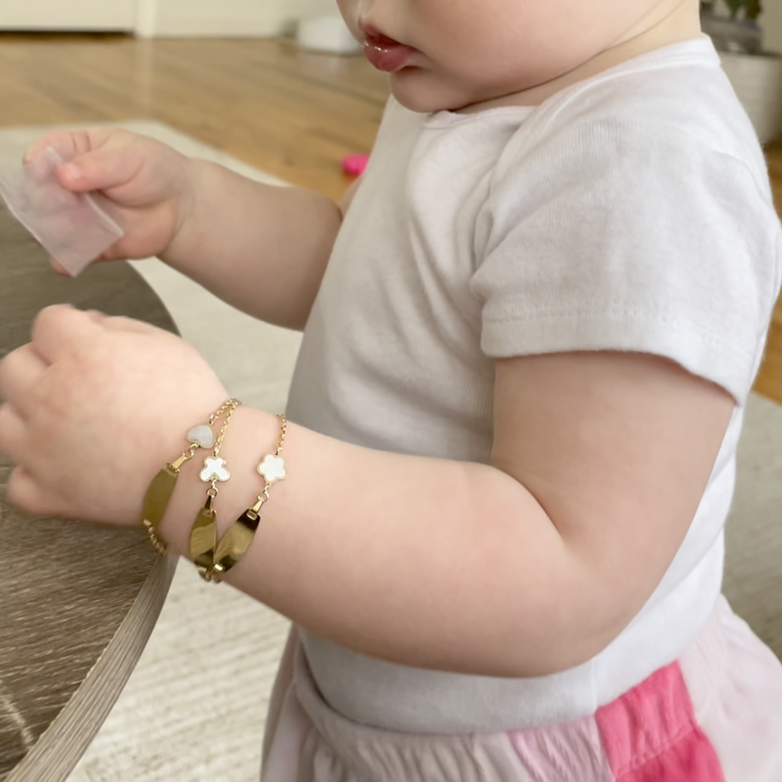 14K GOLD ENGRAVABLE MEGAN HEART BABY BRACELET