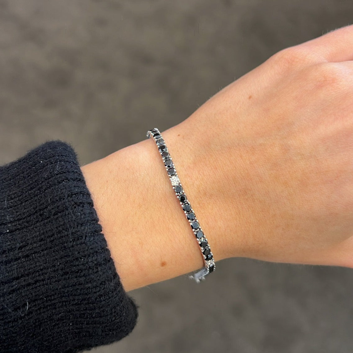 Black diamond bracelet Outlet