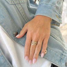 14K GOLD DIAMOND HALLE RING