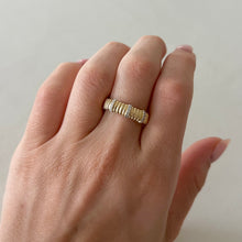 14K GOLD DIAMOND LENI RING