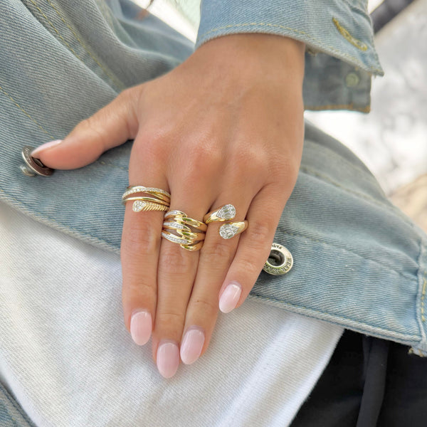 14K GOLD DIAMOND DARA PEAR RING