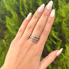 14K GOLD DIAMOND BETH NAIL RING