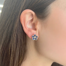 14K GOLD DIAMOND SAPPHIRE DARA FLOWER STUDS