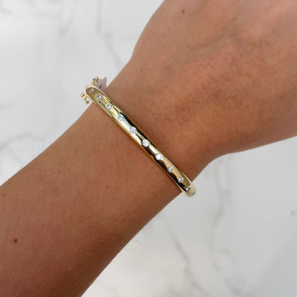 14K GOLD DIAMOND KYLIE BANGLE