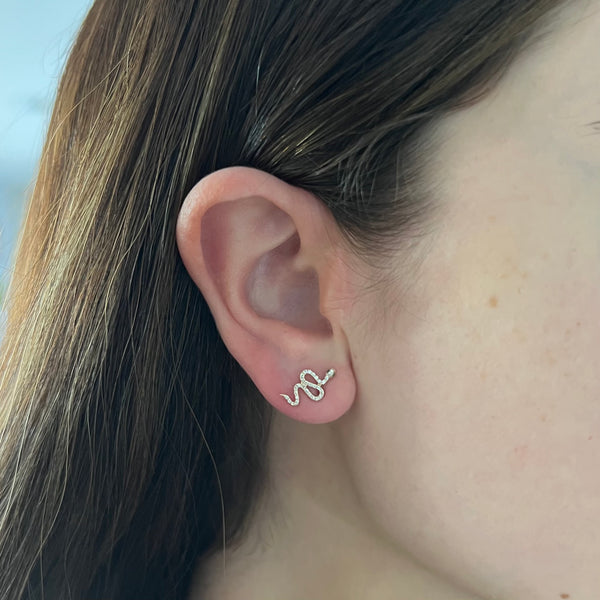 14K GOLD DIAMOND EMERALD SURI SNAKE STUDS