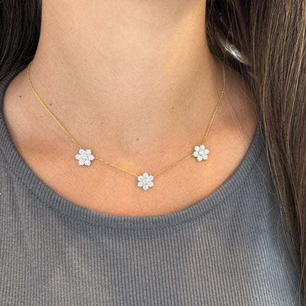 14K GOLD DIAMOND LARGE HANNAH 3 FLOWER NECKLACE
