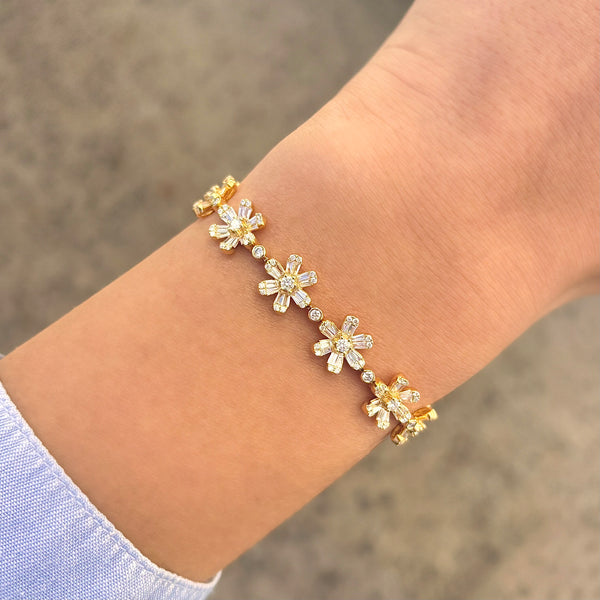 14K GOLD DIAMOND RILEY FLOWER BRACELET