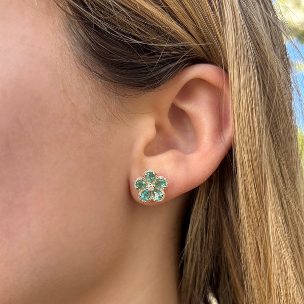 14K GOLD DIAMOND EMERALD DARA FLOWER STUDS