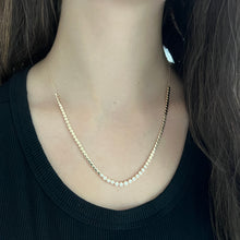 14K GOLD DIAMOND FLORA BEZEL NECKLACE