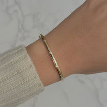 14K GOLD DIAMOND BETSY BANGLE