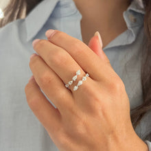 14K GOLD DIAMOND IZZY RING
