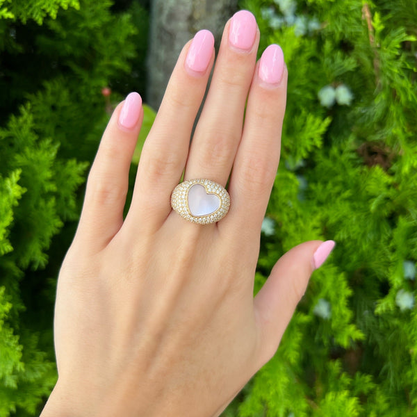 14K GOLD DIAMOND PINK MOTHER OF PEARL DESI HEART RING