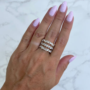 14K GOLD DIAMOND BETTY RING