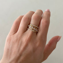 14K GOLD DIAMOND TIFFANY RING