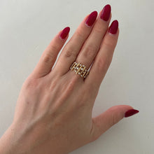 14K GOLD DIAMOND RELLA RING