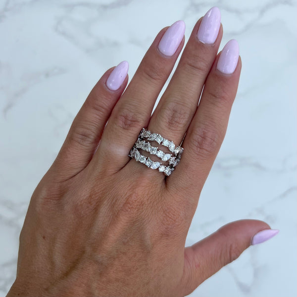 14K GOLD DIAMOND BETTY RING