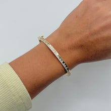 14K GOLD DIAMOND MEGHAN BANGLE
