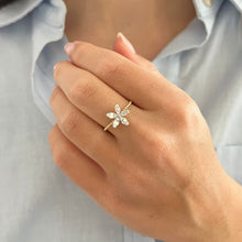 14K GOLD DIAMOND SHEILA FLOWER RING