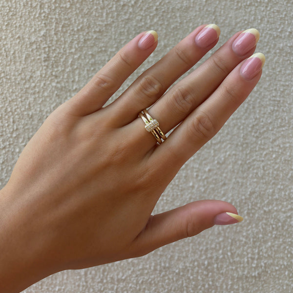 14K GOLD DIAMOND KIM RING