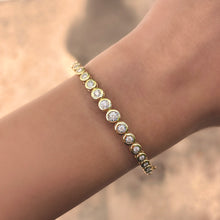 14K GOLD DIAMOND ANIKA BEZEL BANGLE