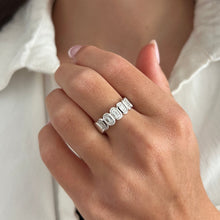 14K GOLD DIAMOND EVELYN RING