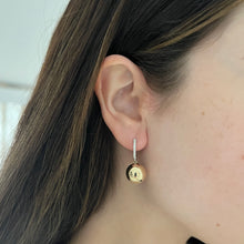 14K GOLD DIAMOND MEDIUM LESLIE HUGGIES