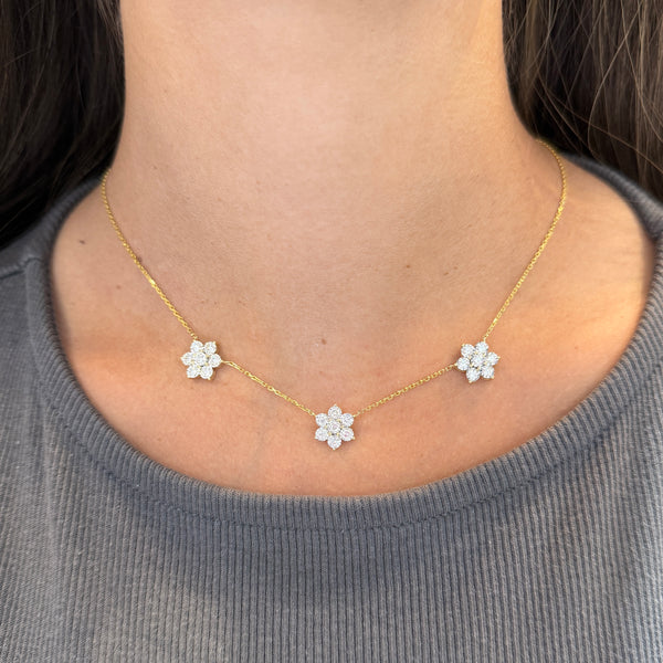 14K GOLD DIAMOND LARGE HANNAH 3 FLOWER NECKLACE