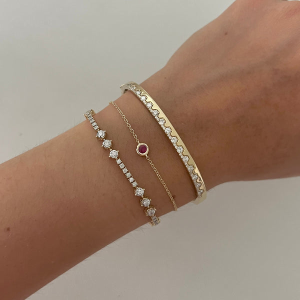 14K GOLD DIAMOND STEPH BANGLE
