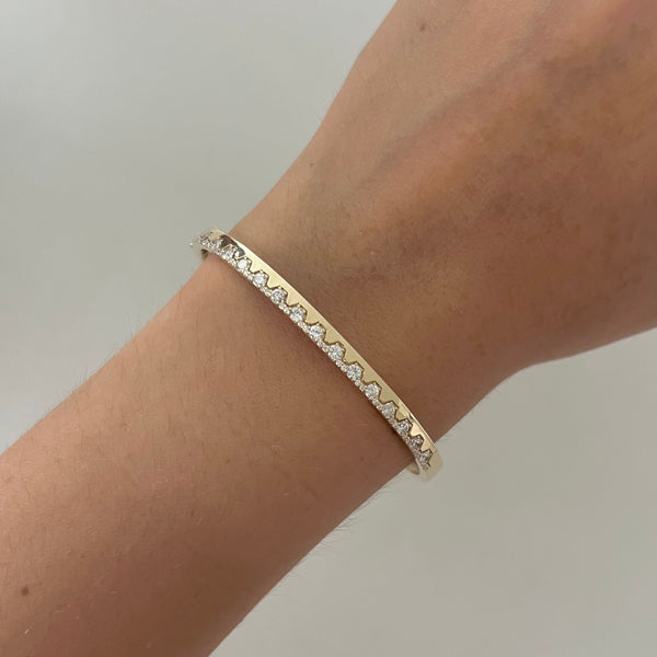 14K GOLD DIAMOND STEPH BANGLE