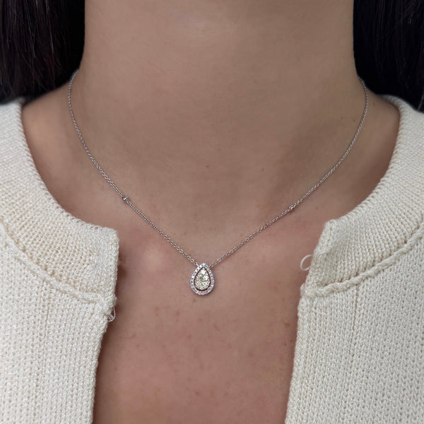 14K GOLD DIAMOND SMALL AMY PEAR NECKLACE