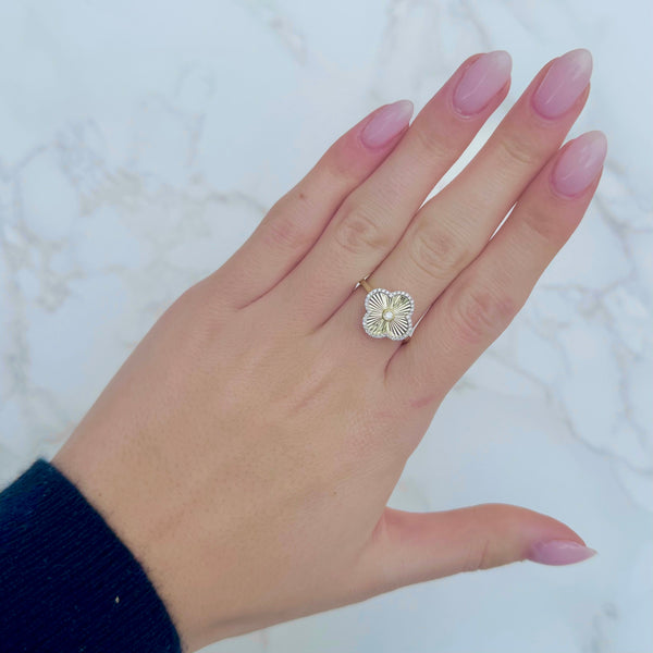 14K GOLD DIAMOND ELYSE CLOVER RING