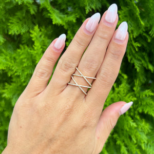 14K GOLD DIAMOND DOUBLE CROSSED RING