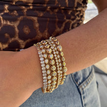 14K GOLD DIAMOND MEDIUM ALLEGRA BEZEL TENNIS BRACELET