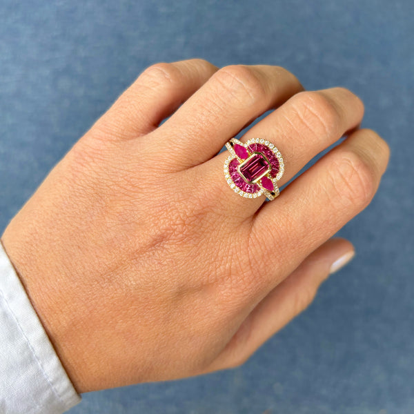 14K GOLD DIAMOND RUBY TRISH RING