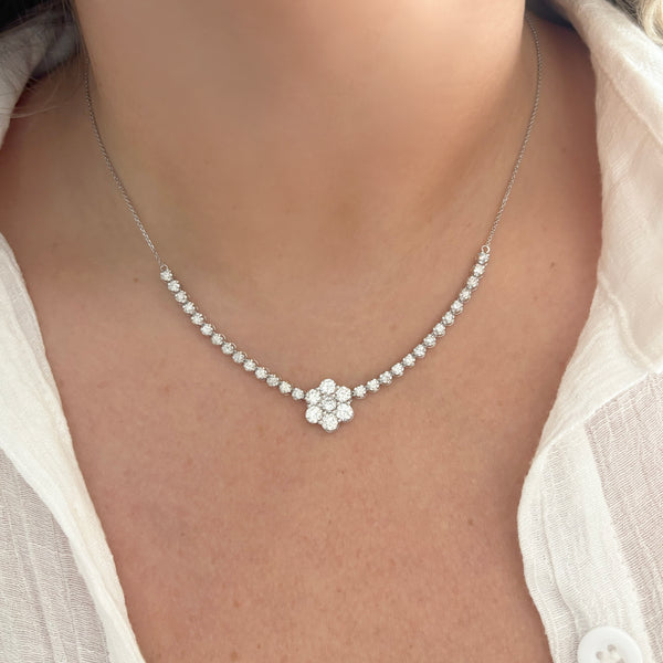 14K GOLD DIAMOND ALICIA FLOWER NECKLACE