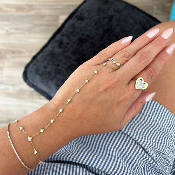 14K GOLD DIAMOND EVIE HEART RING