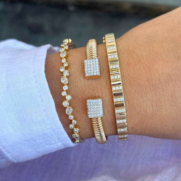14K GOLD DIAMOND RELLA BANGLE