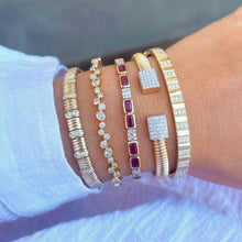 14K GOLD DIAMOND LIZA BANGLE