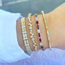 14K GOLD DIAMOND LANEY BANGLE