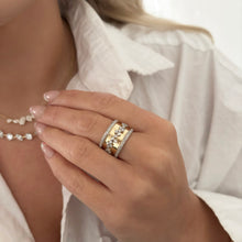 14K GOLD DIAMOND CLEO RING