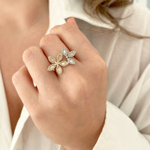 14K GOLD DIAMOND LAURIE FLOWER RING