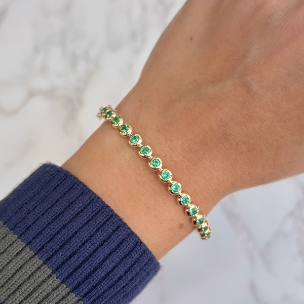 14K GOLD EMERALD KERI BEZEL BANGLE
