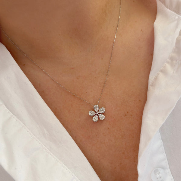 14K GOLD DIAMOND CARA FLOWER NECKLACE