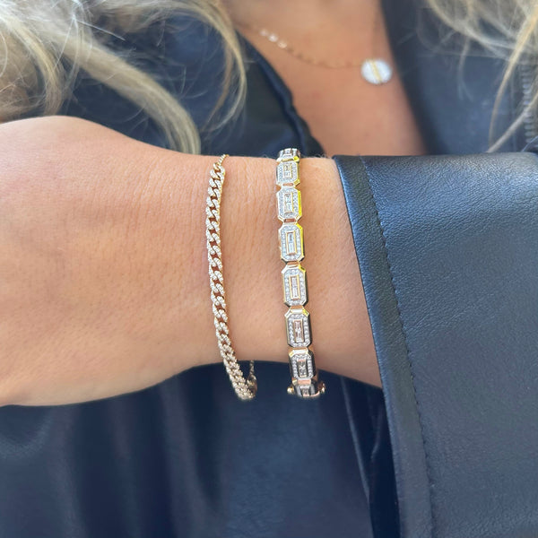 14K GOLD DIAMOND KEKE BANGLE