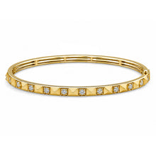 14K GOLD DIAMOND CAILIN BANGLE