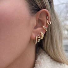 14K GOLD DIAMOND PIPER HUGGIES