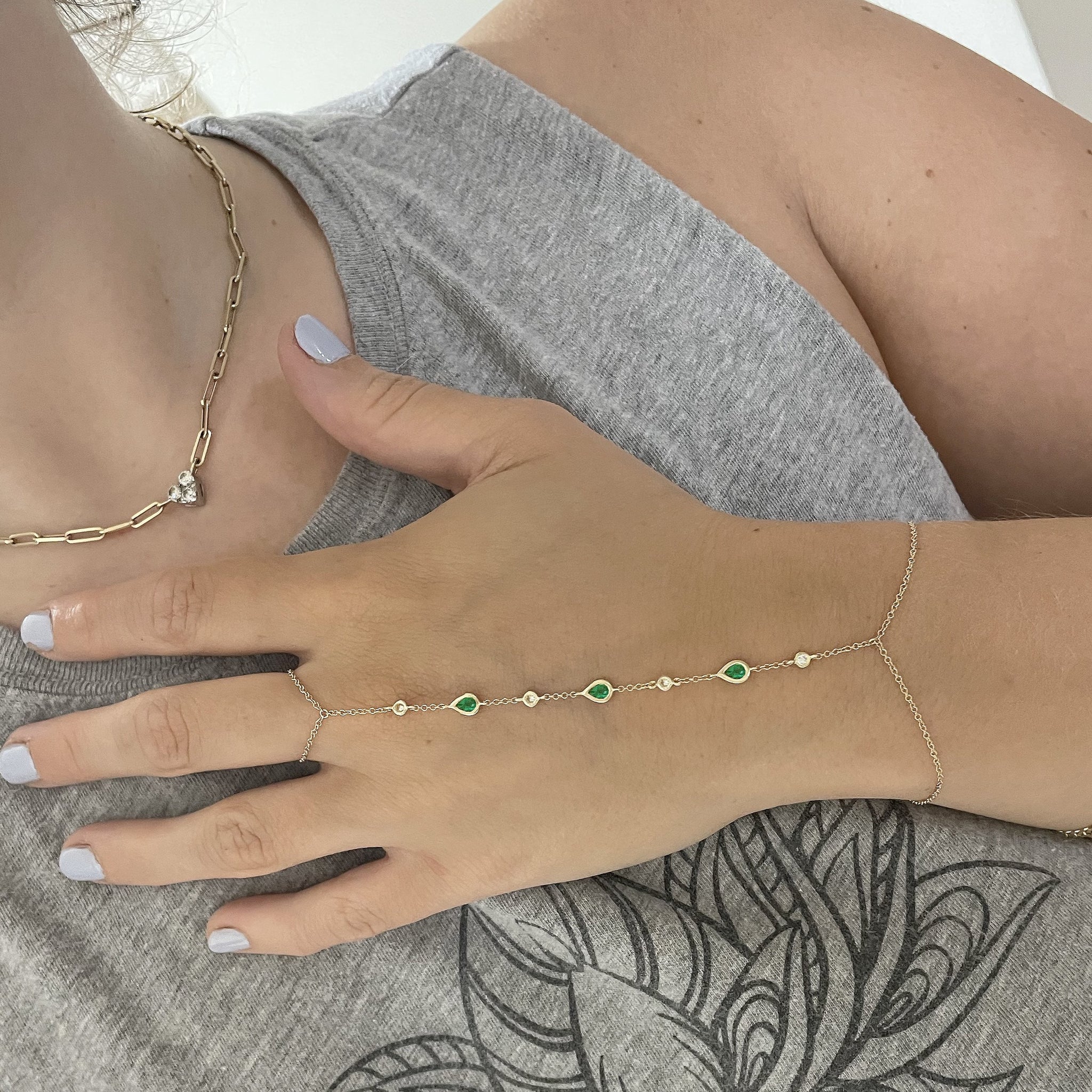 14K GOLD DIAMOND AND EMERALD HAND CHAIN – Jen K Online