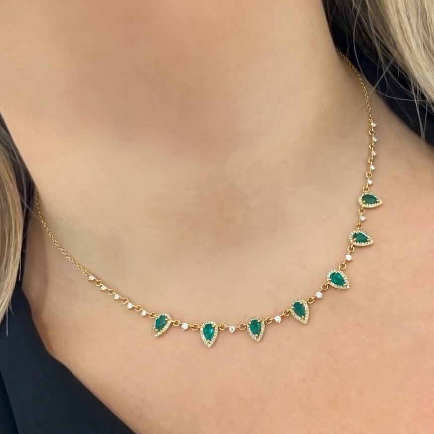 14K GOLD DIAMOND AND EMERALD MILA NECKLACE