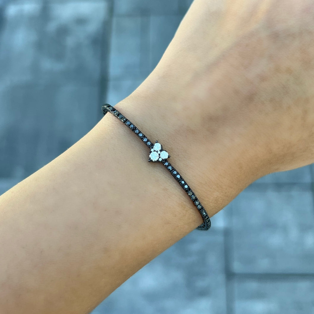 14K BLACK GOLD DIAMOND AND BLACK DIAMOND JENNA HEART BRACELET